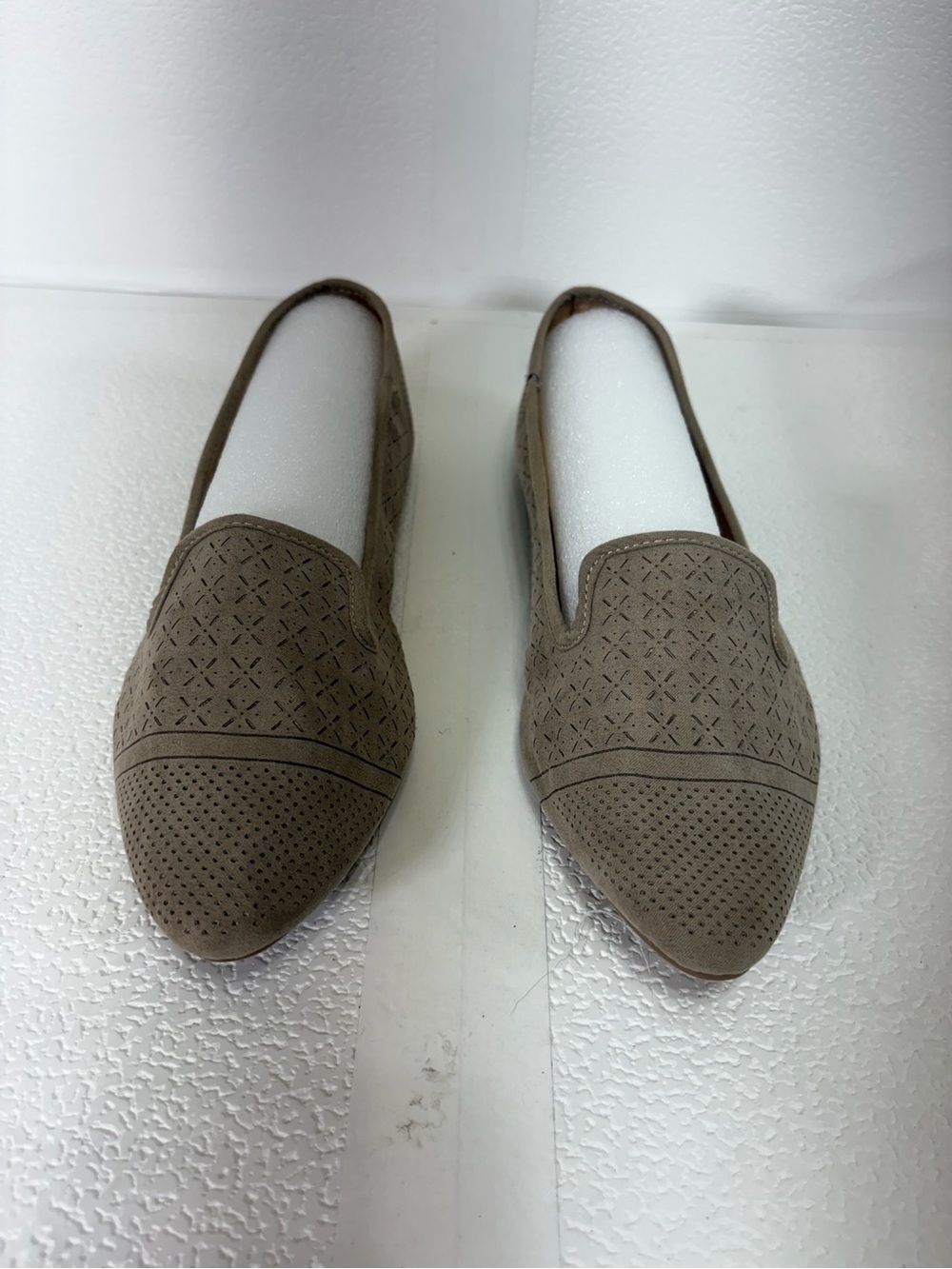 XOXO Taupe Perforated Pointed-Toe Loafers s253